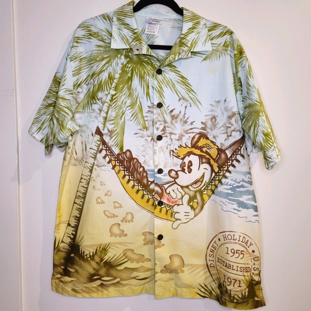 Walt Disney World Resort Micky Hawaiian shirt M